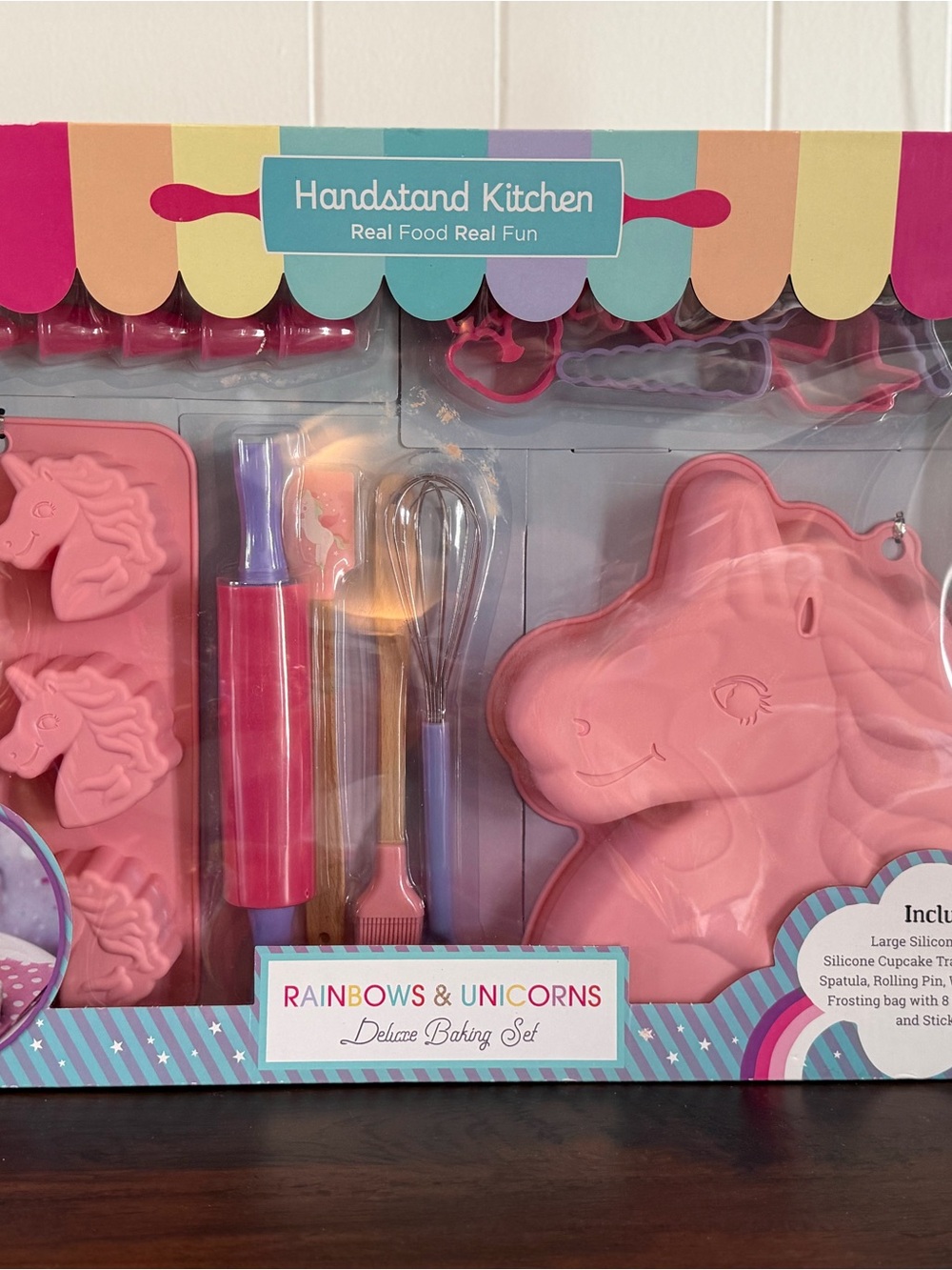Rainbows & Unicorns Deluxe Baking Set - Pink